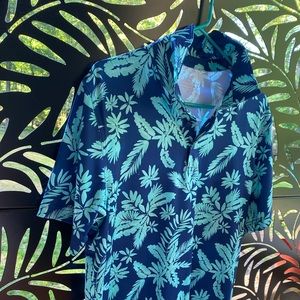 Fathers Day VV Mens Med Party Shirt